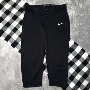 S | Nike | Cropped Golf Trousers